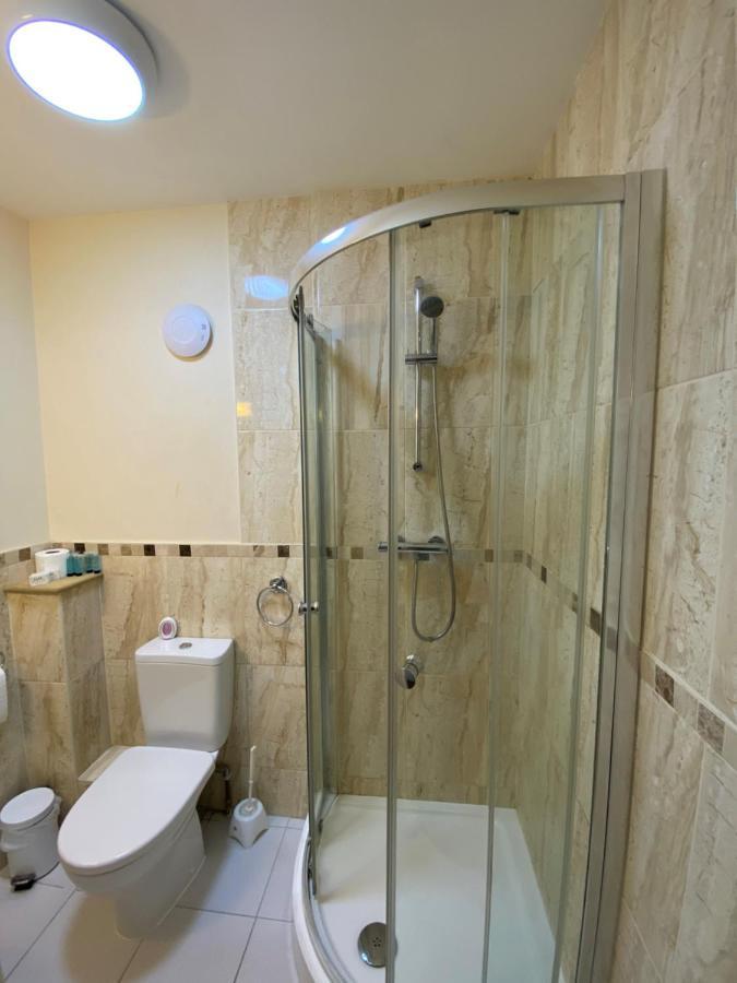 Buckingham Hotel High Wycombe Dış mekan fotoğraf