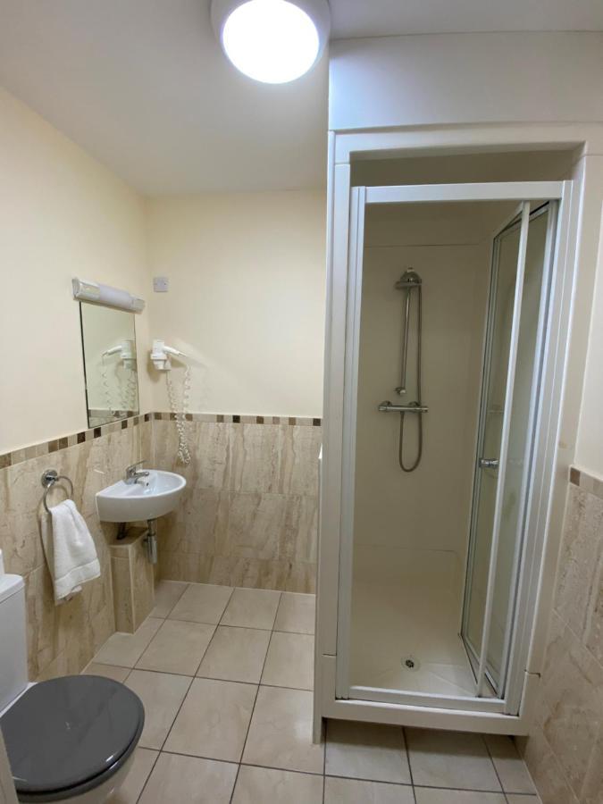 Buckingham Hotel High Wycombe Dış mekan fotoğraf