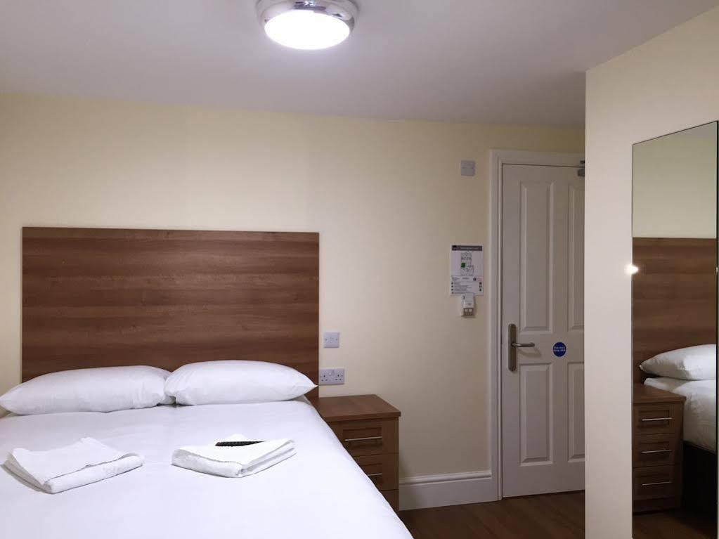 Buckingham Hotel High Wycombe Dış mekan fotoğraf