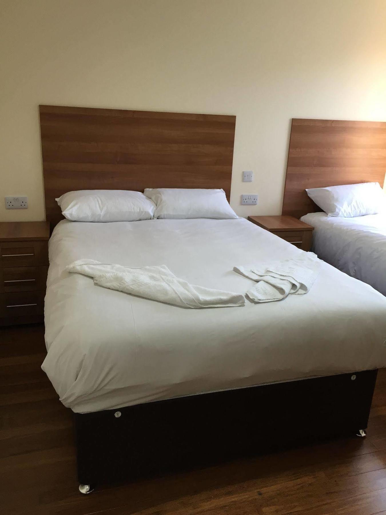 Buckingham Hotel High Wycombe Dış mekan fotoğraf